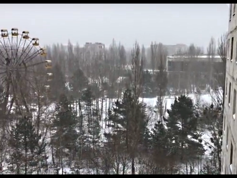 Одним из самых знаковых мест в Припять - парк аттракционов с колесом обозрения и машинками. 