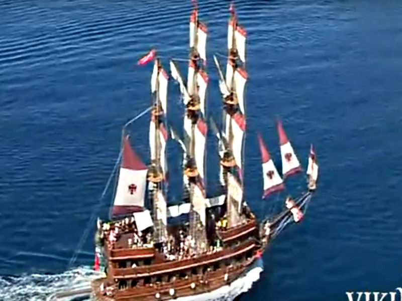 Пиратский корабль перевозил сокровища, сколько золота и драгоценностей на дне океанов и морей